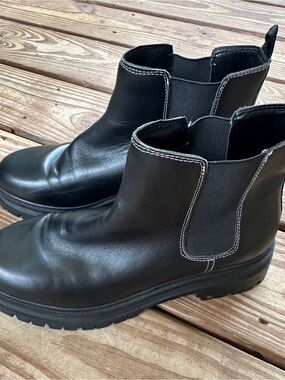 Marc Fisher Black Chunky Lug Sole Chelsea Boots Women’s Size 10